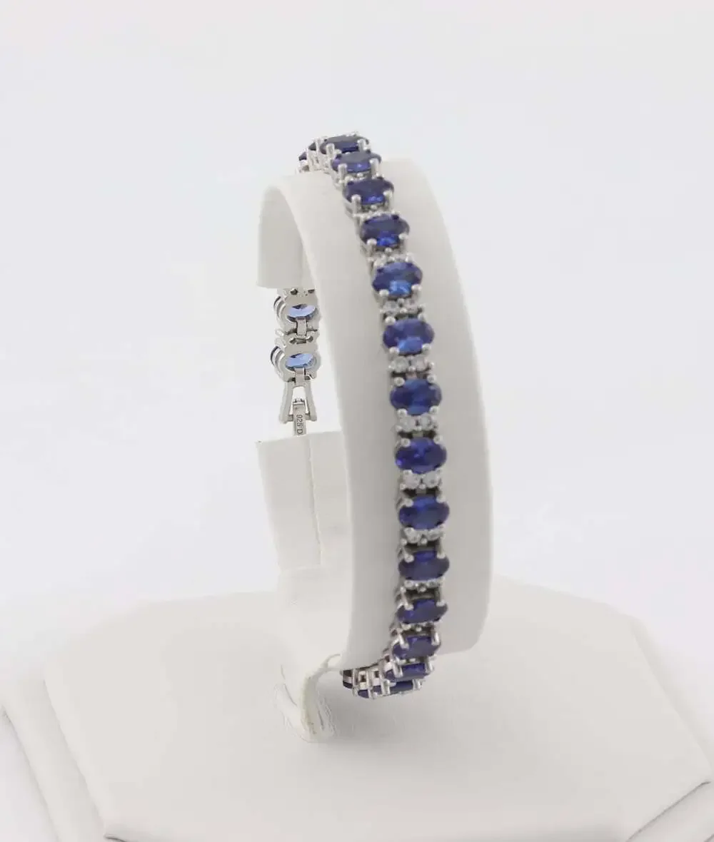 Unbranded sterling silver 